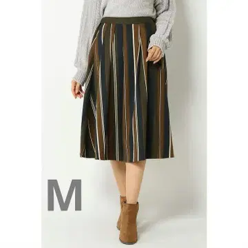 ikka 레지메 스트라이프 플레어 스커트 M 사이즈