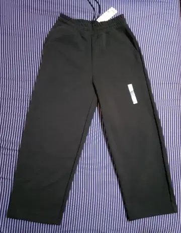 새상품 유니클로/UNIQLO 맨투맨 와이드 팬츠 다크 그린 S