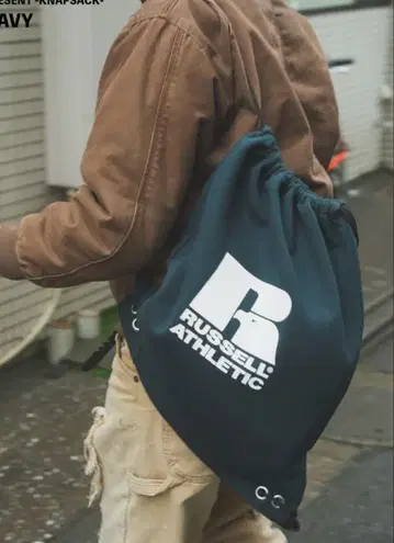 러셀 애슬레틱 냅색 네이비