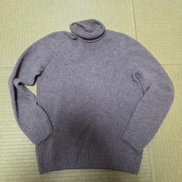 컨디션 최상 딸리아또레 사이즈 48 터틀넥 니트 이탈리아제 울