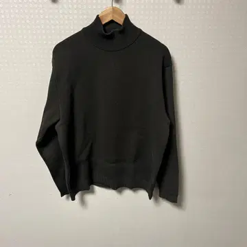 [ 새상품급 ] PUBLIC TOKYO 바운드 울 밀라노립 하이넥 니트