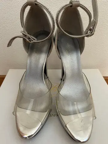 BEST BODY 클리어 앵클 스트랩 하이힐