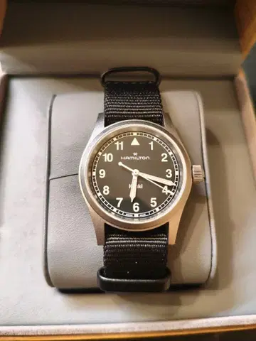 해밀턴 카키 필드 쿼츠 38mm H69401430