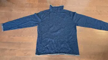 [ 미사용 ] 네이비 터틀넥 스웨터 M