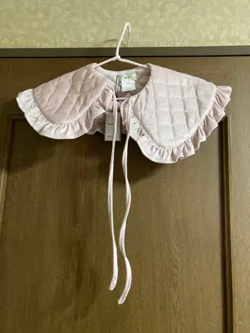 pain 퀼팅 프릴 탈부착 카라 핑크 FREE