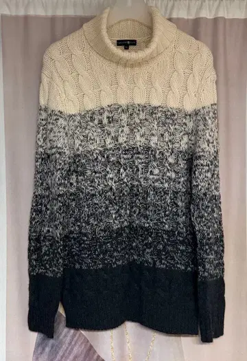 타카시마야 캐시미어 컬렉션 케이블 터틀넥 니트