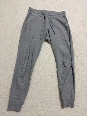 새상품급 1PIU1UGUALE3 RELAX 스트레치 조거 팬츠 그레이