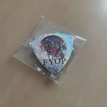 B'z 가챠 피크 배지