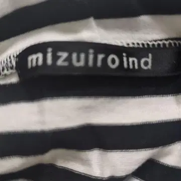 mizuiroind 스트라이프 터틀넥 긴팔