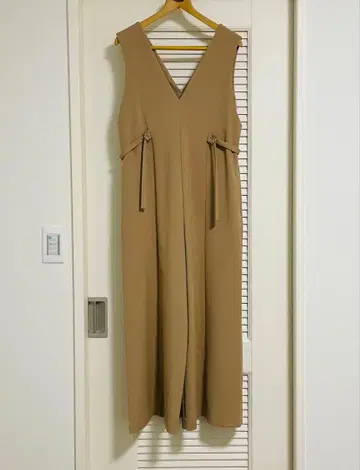 [ ADAMETROPE ] 겨울 의류 새상품급 성인 살로펫