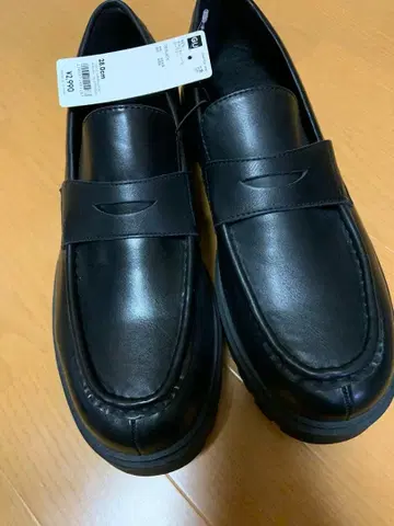 새상품 GU 청키 밑창 로퍼 블랙 28.0cm