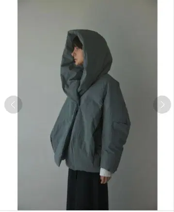 blkby 레어 컬러 즉시 완판 숏 다운 코트 그레이