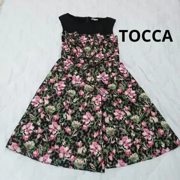 TOCCA 토카 코 플레어 원피스 무릎 기장 슬리브리스