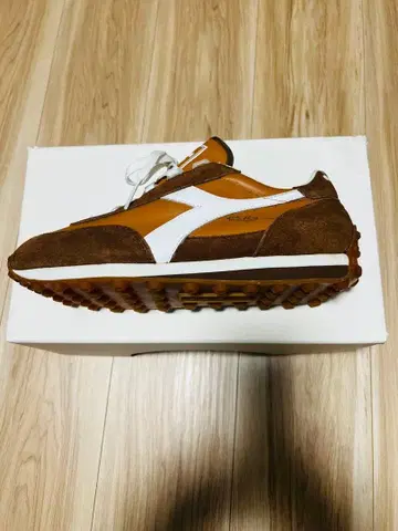 레어 diadora Rally 스니커즈 브라운/화이트 가격 인하
