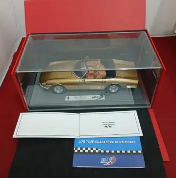 BBR 1/18 페라리 365 캘리포니아