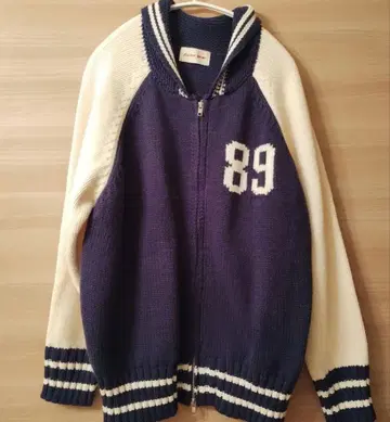 앨리슨 브라운 니트 가디건