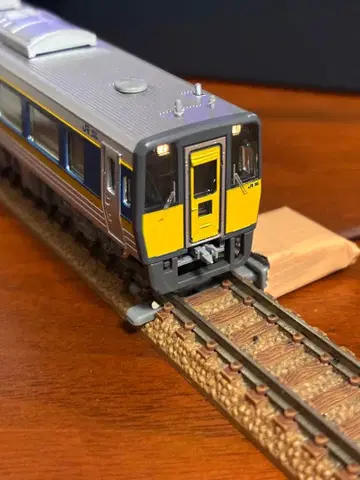 기하 187-504 기동차 tomix 라이트 점등 동력 동작 확인 완료