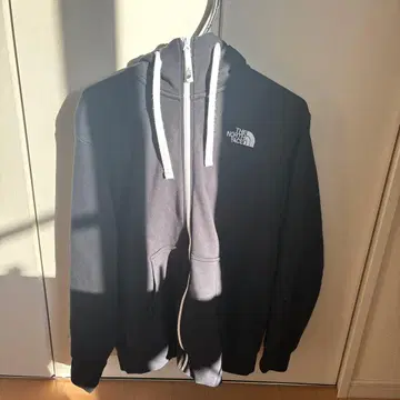 THE NORTH FACE 블랙 후드티