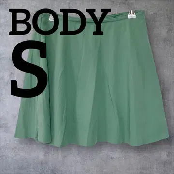 새상품급, 하나뿐인 BODY [S] 플레어 스커트 그린 스포티 가벼움