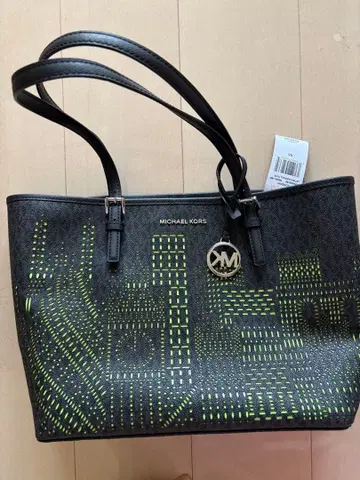 MICHAEL KORS 런던 패턴 토트백