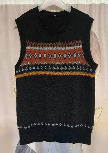 45R 포티 파이브 R 페어아일 울 베스트 네이비