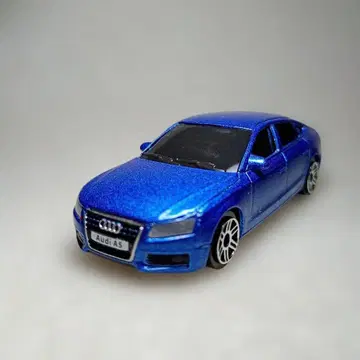 Y.S.N 아우디 A5 스포츠백 블루 미니카