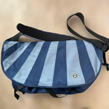 CRUMPLER (크럼플러) 메신저 백