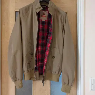 바라쿠타 베이지 블루종 사이즈 38