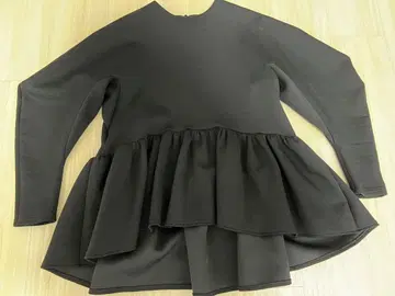 새상품급 트루 바이 마리코 오이카와 플레어 디자인 긴팔 튜닉