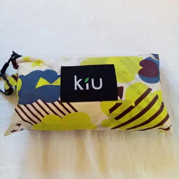 kiu 레인 판초 후드 부착 가격 인하 가능