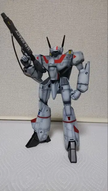 PLAMAX 1/72 VF-1J 이치죠 테루기