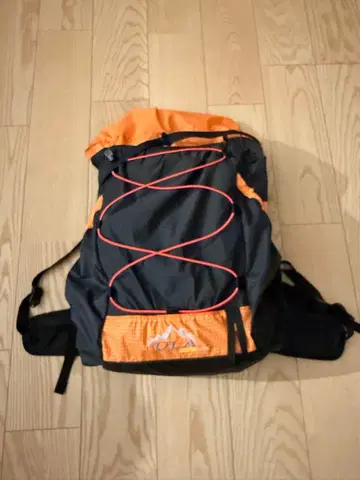 ULA Nexus 백팩 오렌지/블랙 사이즈 S