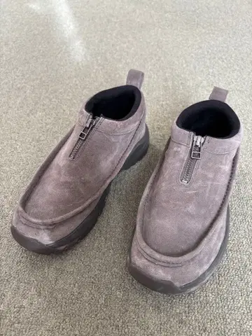 오늘 12시에 종료합니다. CONVERSE CV-CCS013 그레이