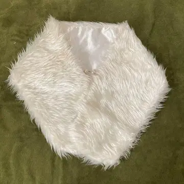 화이트 퍼 기모노 숄 펄 버튼 포함