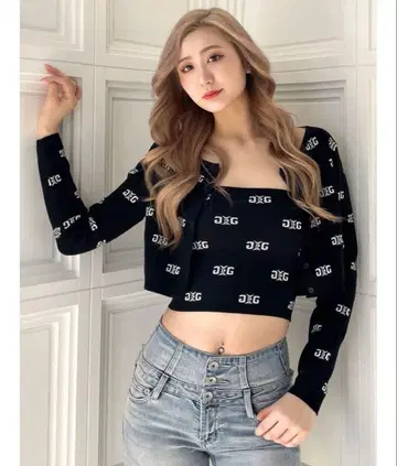 Symmetry GYDA PATTERN 앙상블 니트