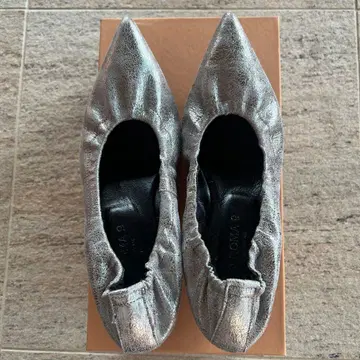 CORSO ROMA,9 셔링 펌프스 실버 38 (25cm)