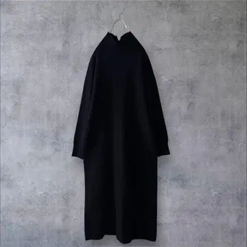 새상품급 뷰티앤유스 밀라노 리브 터틀넥 니트 원피스