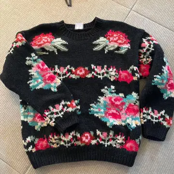 꽃무늬 스웨터