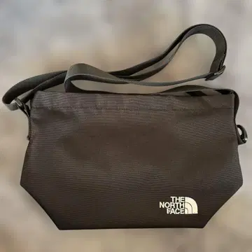 THE NORTH FACE 숄더백 블랙