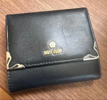 메리 퀀트 블랙 이단 접이식 지갑