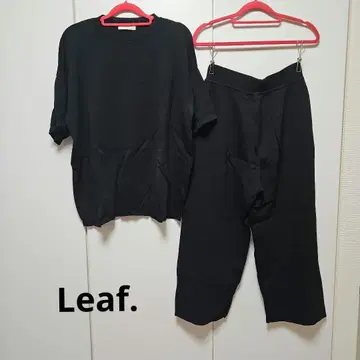 Leaf. 블랙 리브 편직 반팔 팬츠 셋업