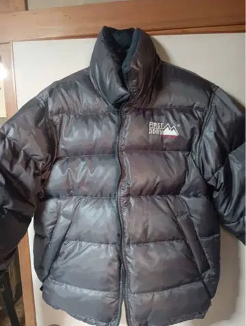 FIRST DOWN 다운 자켓 블랙