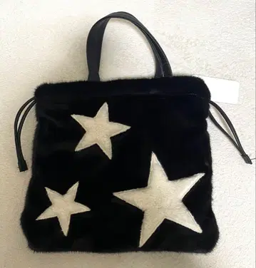 빔즈 인조 모피 별 자수 백 미사용 새상품