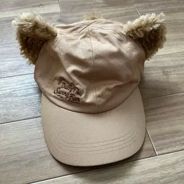 닷피 귀 달린 베이지 모자