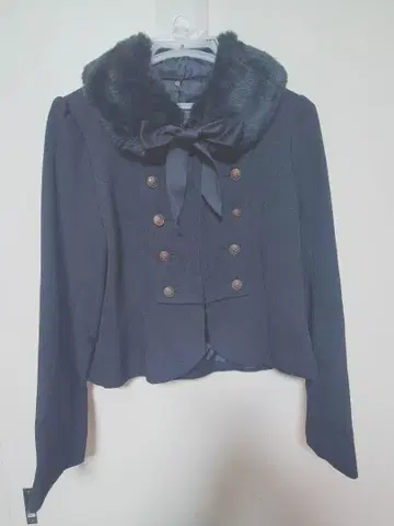 이노센트 월드 퍼 달린 나폴레옹 자켓 블랙