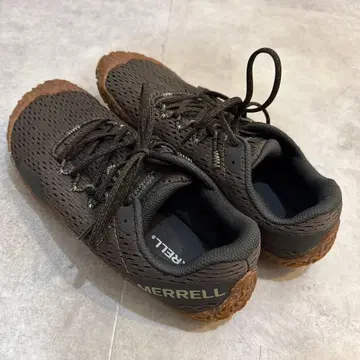 MERRELL 메쉬 스니커즈 올리브