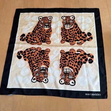 마리메꼬 스카프 호랑이