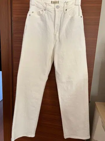 미사용 YANUK 보이즈 스트레이트 LEA WHT 사이즈 26