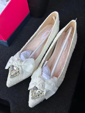 미셸 마카롱 비쥬 리본 플랫 펌프스