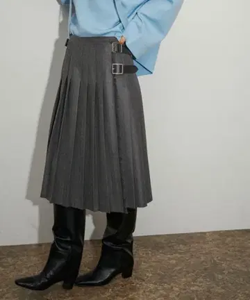 오닐 오브 더블린 O'Neil of Dublin 한국 플리츠 스커트
